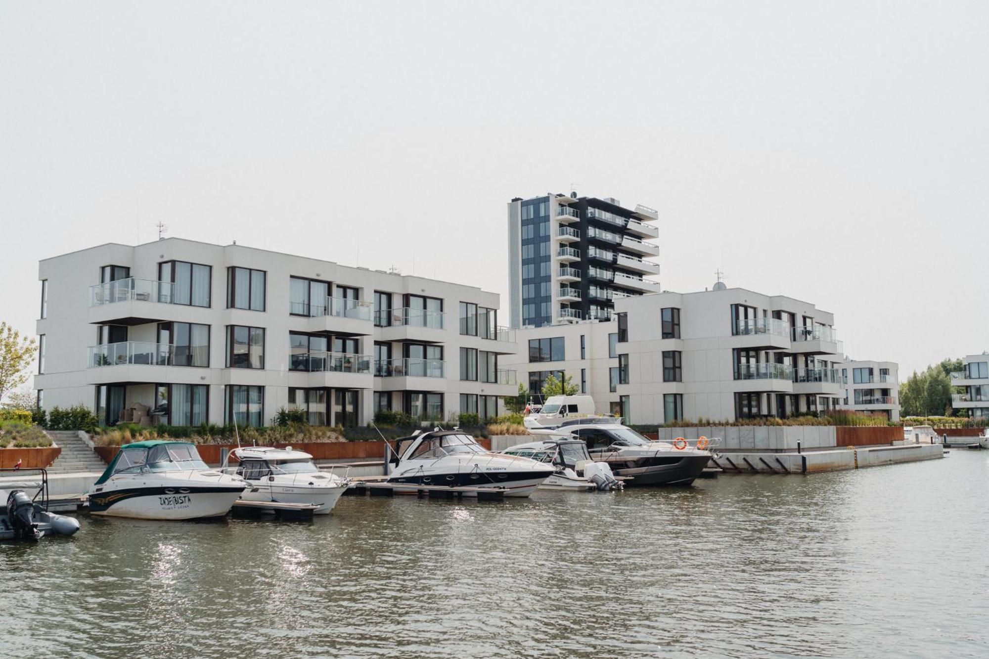 Sol Marina Wyspa Sobieszewska I - Loftaffair Collection *