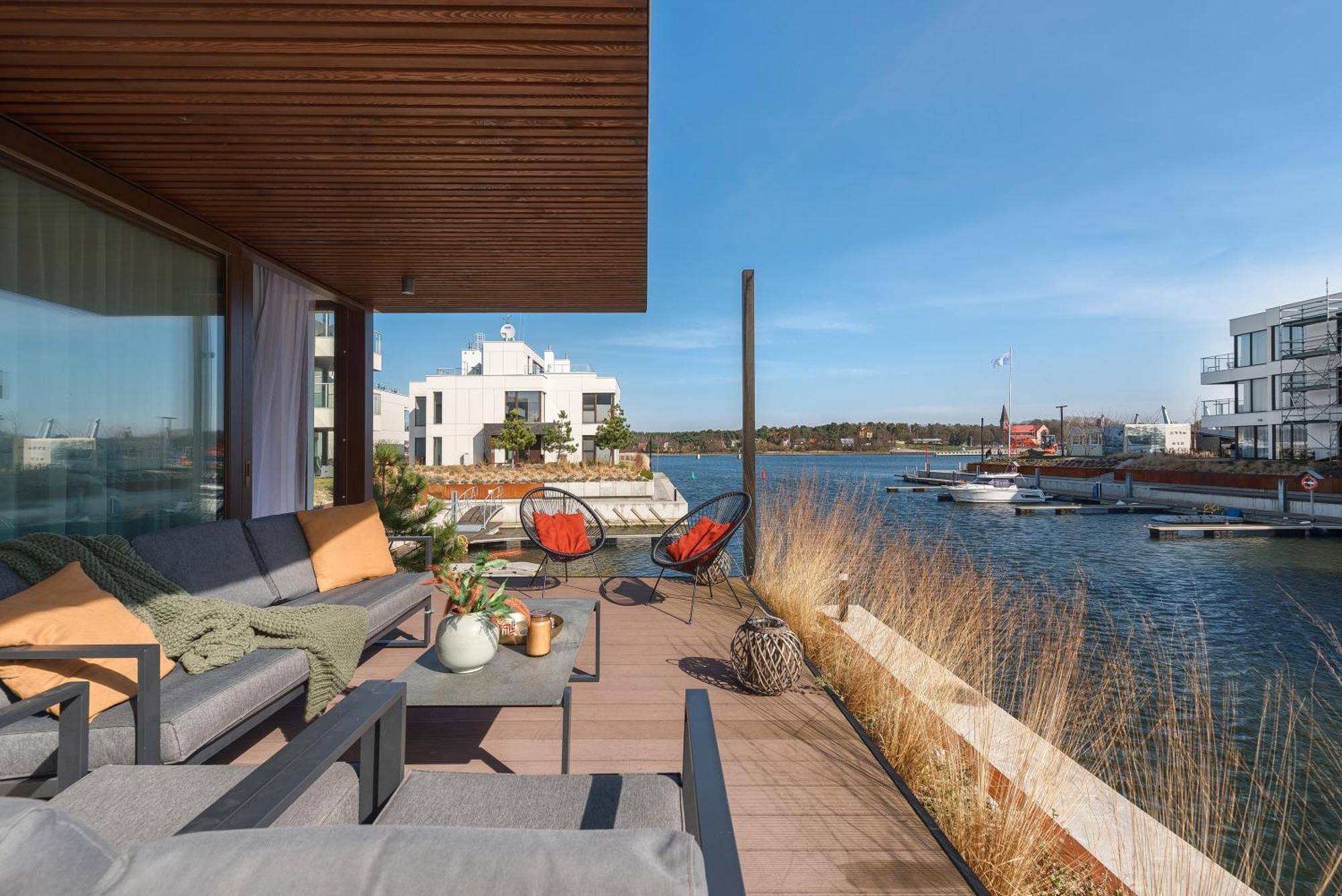 Sol Marina Wyspa Sobieszewska I - Loftaffair Collection *